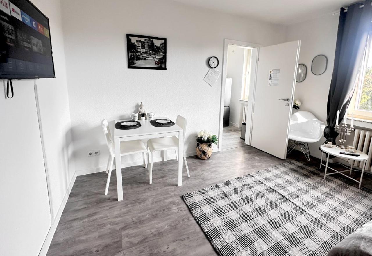 Vaz Apartments Essen, Kueche, Wlan, Tv, Netflix, Ca 15 Min Messe U Hbf Exterior photo