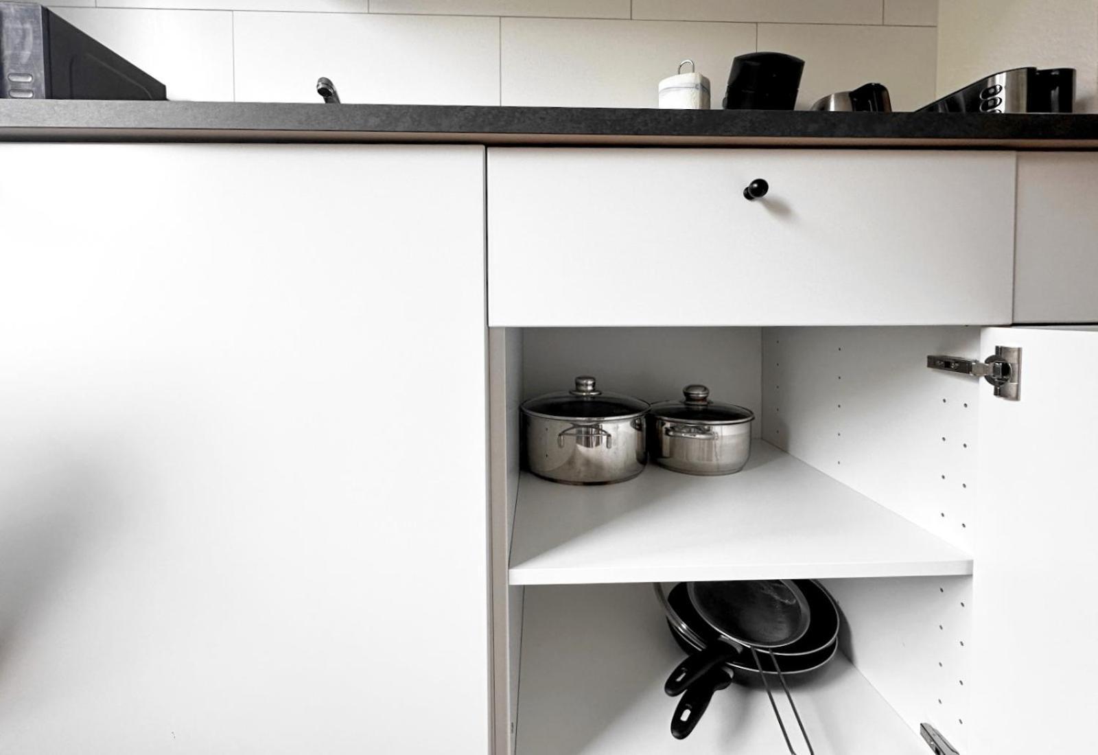 Vaz Apartments Essen, Kueche, Wlan, Tv, Netflix, Ca 15 Min Messe U Hbf Exterior photo